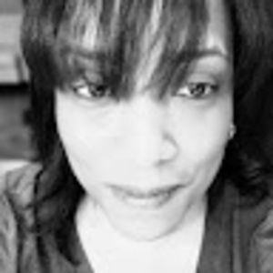 Meet your Posher, Dionne